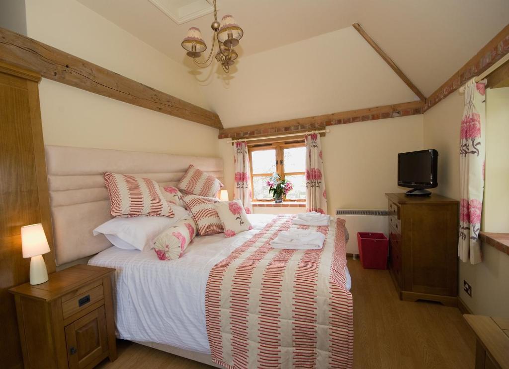 Frasers Egerton  Room photo
